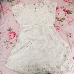Maternity lace dress